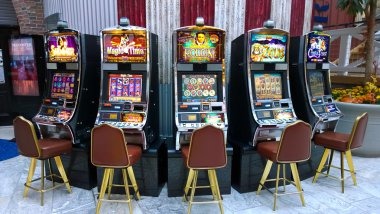 Free play mode interface on sisil4 platform